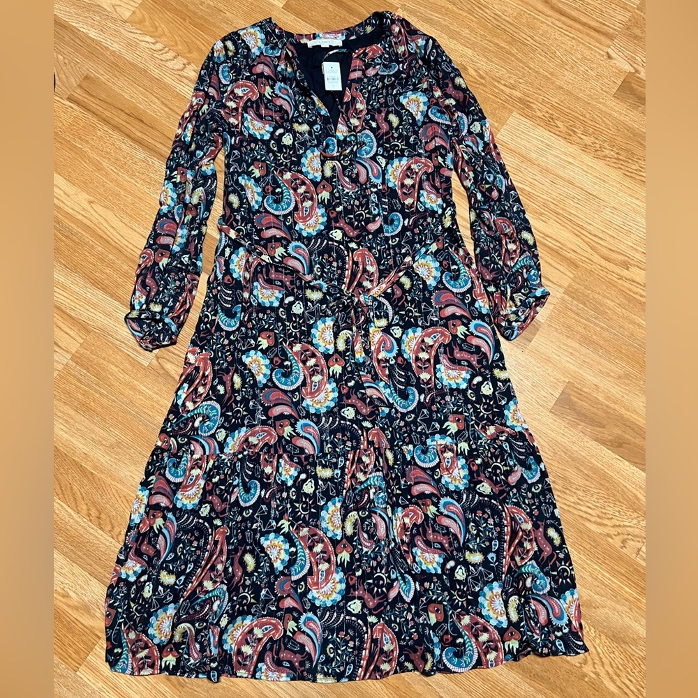 Maxi dress. Size small but it’s big to me. It can be medium size.